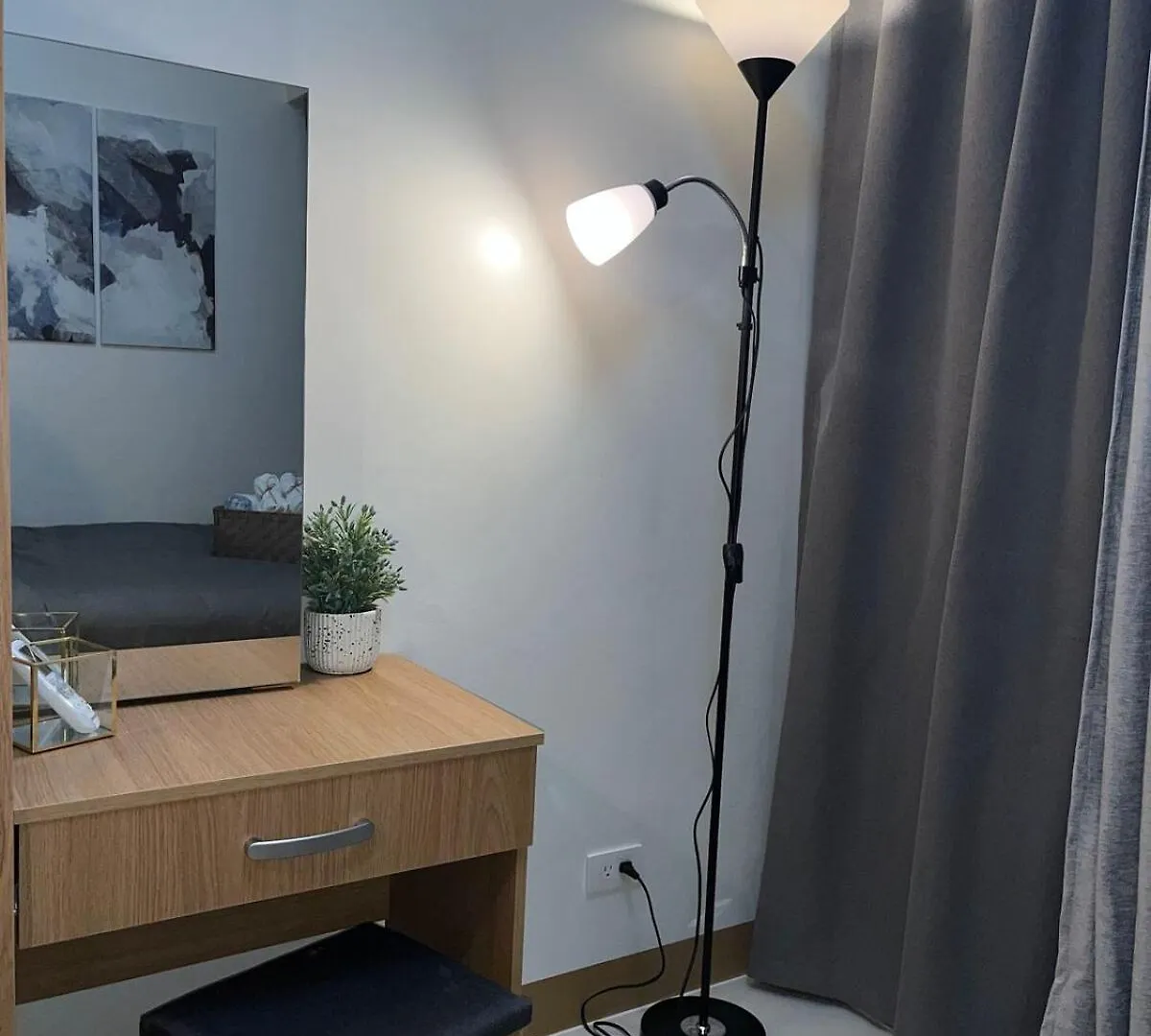 Stylish 1Br Condo In Makati City Manila