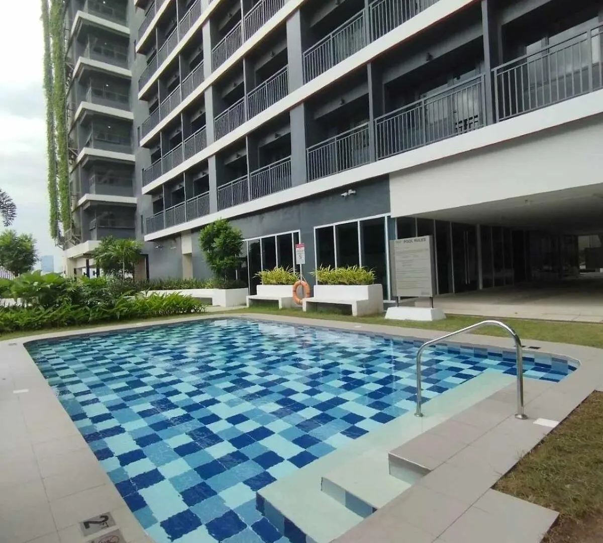 Stylish 1Br Condo In Makati City Manila Filipiny